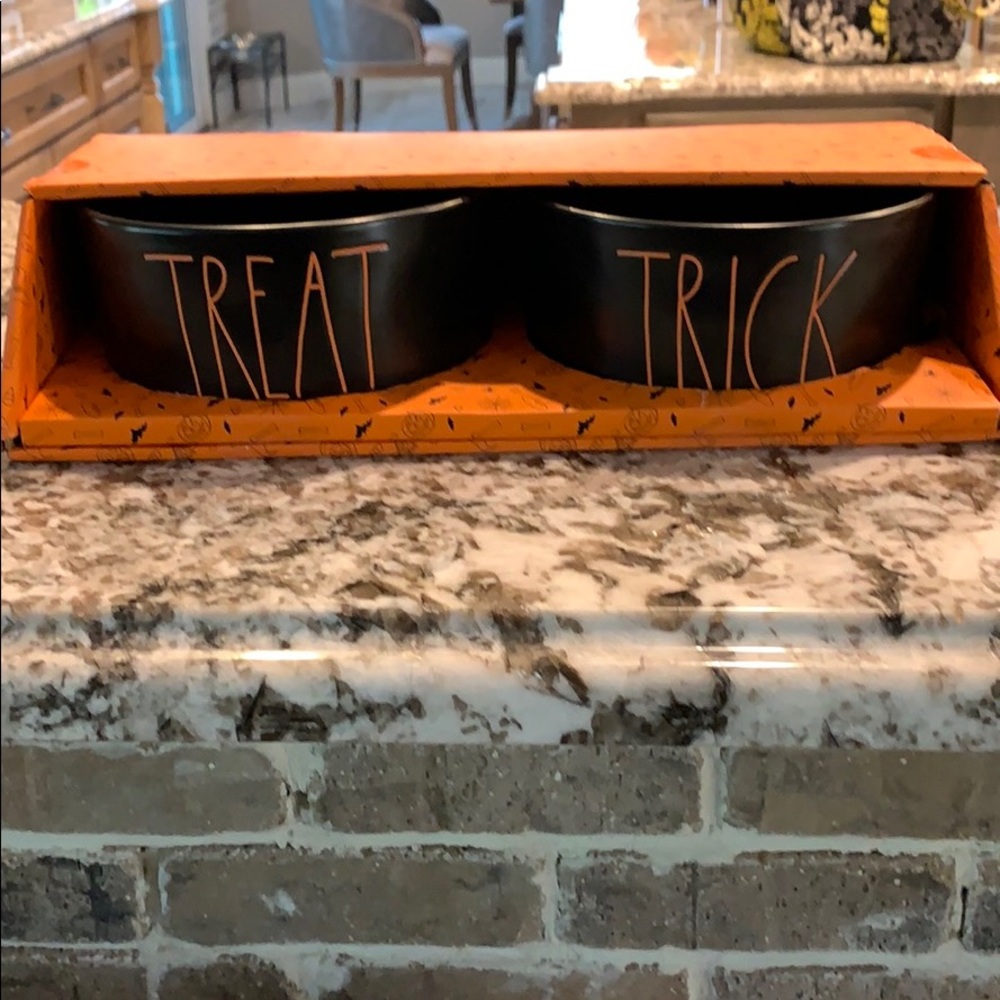 dog bowls